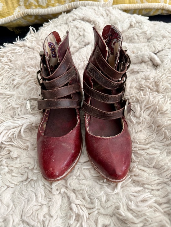 Freebird by Steven Shoes - Freebird by Steven Scarlett size 8